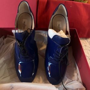 NWT Valentino Cobolt Blue Mary Jane Heel